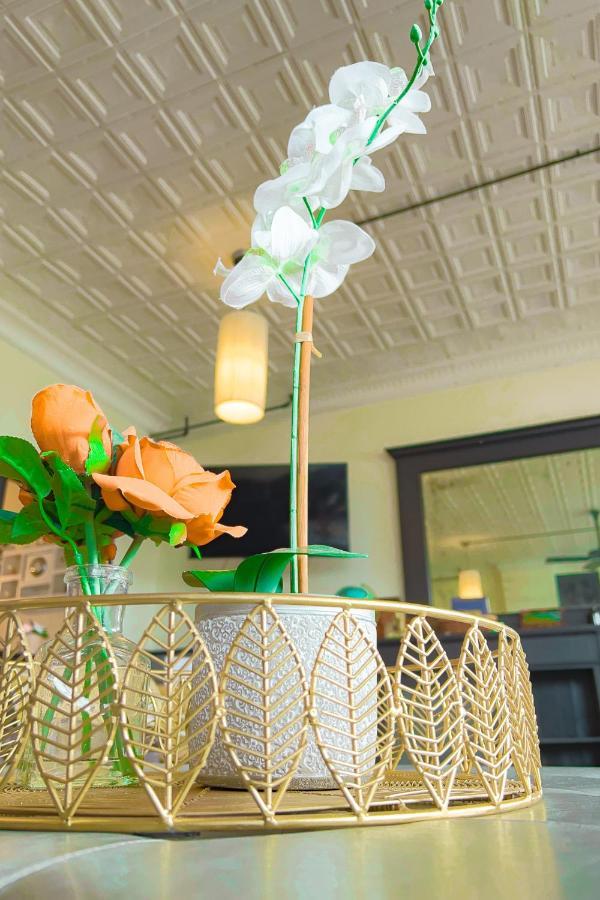 The Pub- 8Br Free Parking, Minutes From Falls & Casino Niagara Falls Exterior foto